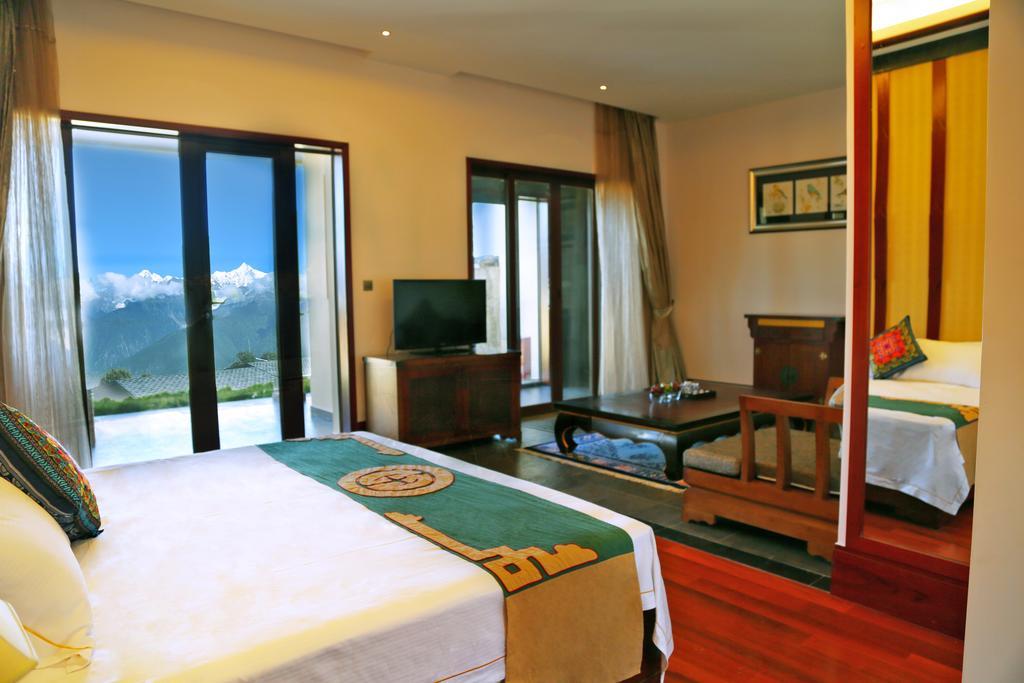 High Mountain Resort-Deqin Δωμάτιο φωτογραφία